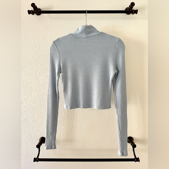 Reformation Valeria Turtleneck Crop Top - Picture 2 of 6